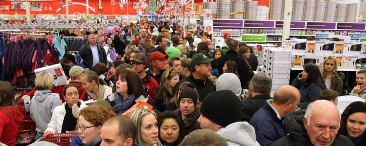 Black Friday 2016: Is it Worth it to Shop in the United States on Black Friday?