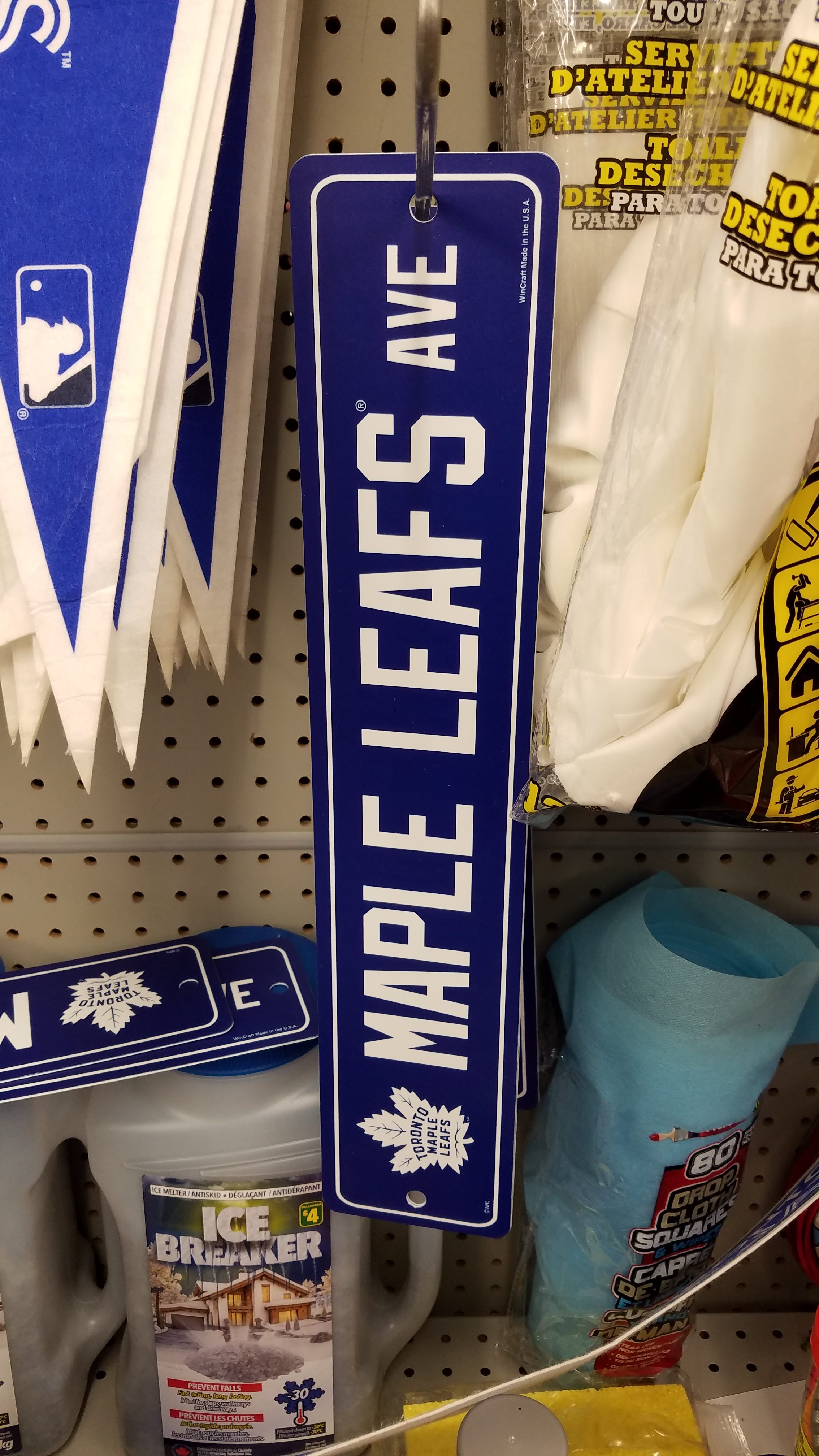  WinCraft Toronto Maple Leafs Pennant : Sports & Outdoors