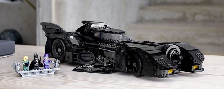 Black is the new black: LEGO 1989 Batmobile 76139 [Review] - The