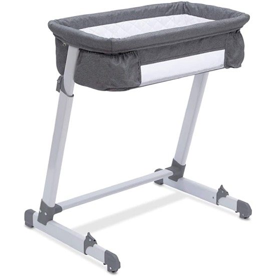 2. Runner Up: Beautyrest Deluxe By The Bed Bassinet
