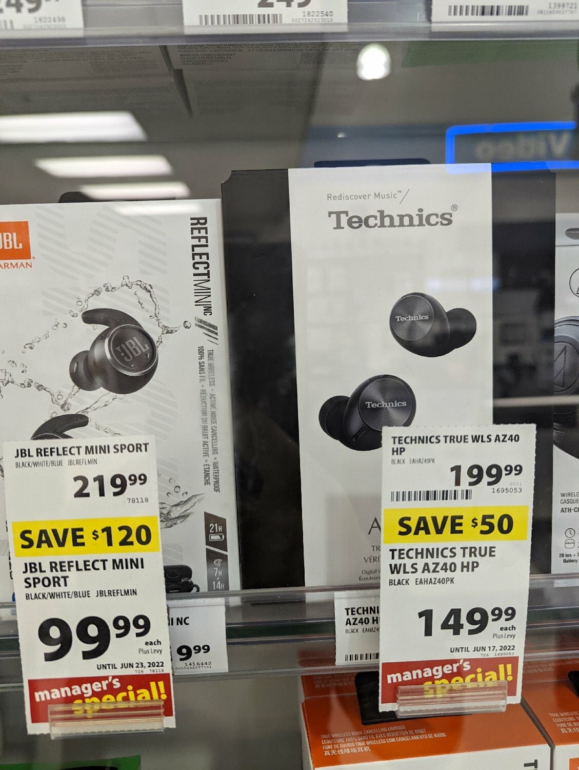 [London Drugs] [LONDON DRUGS Multiple YYMV] Tile tracker; Electric