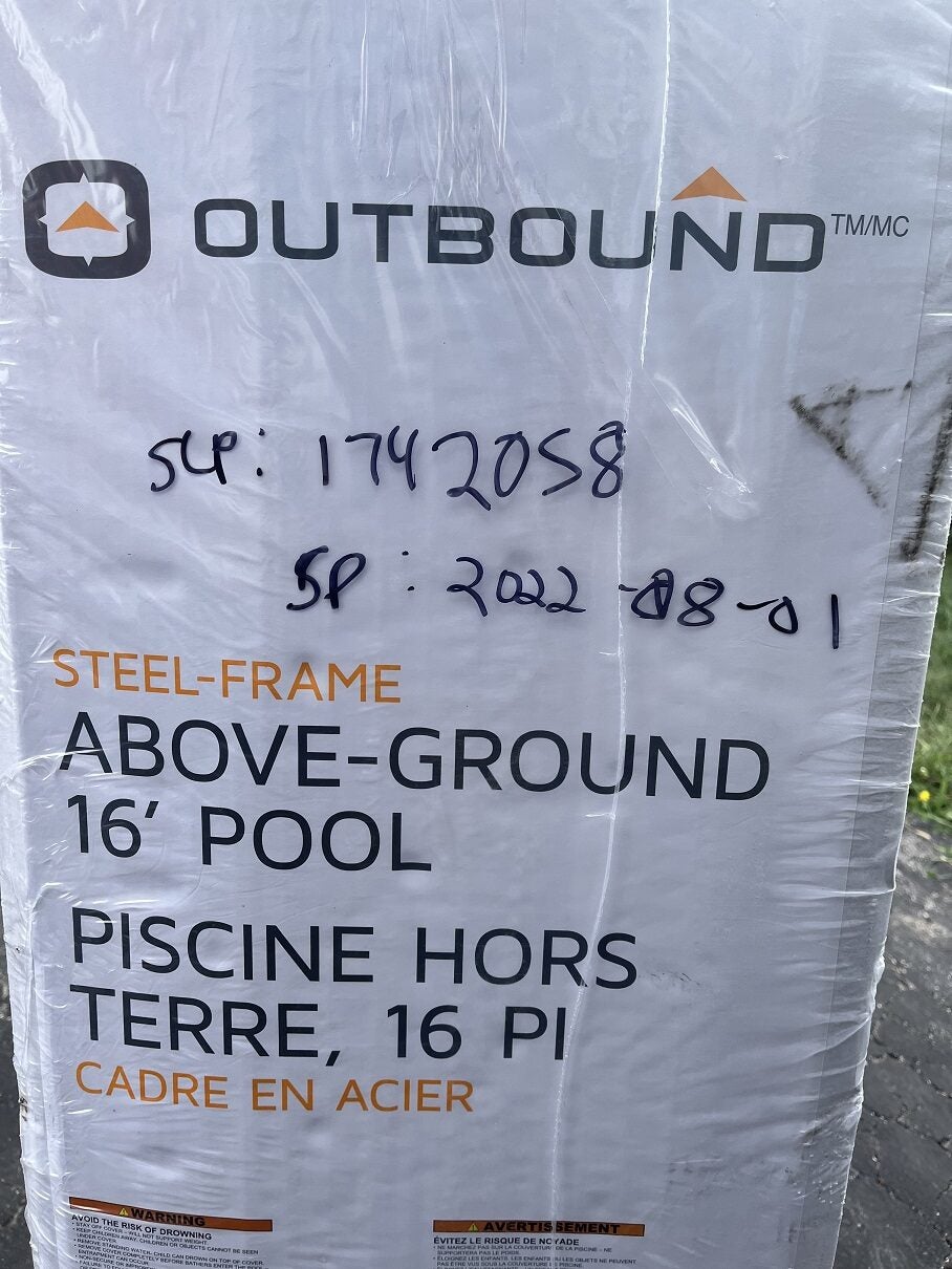 *BNIB* Outbound Round Steel Frame Swimming Pool with Ladder, 16ft x 48