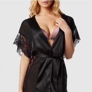 La Senza: Take an EXTRA 30% Off Clearance Items (Online Only)