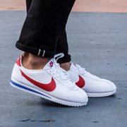 nike cortez on feet men